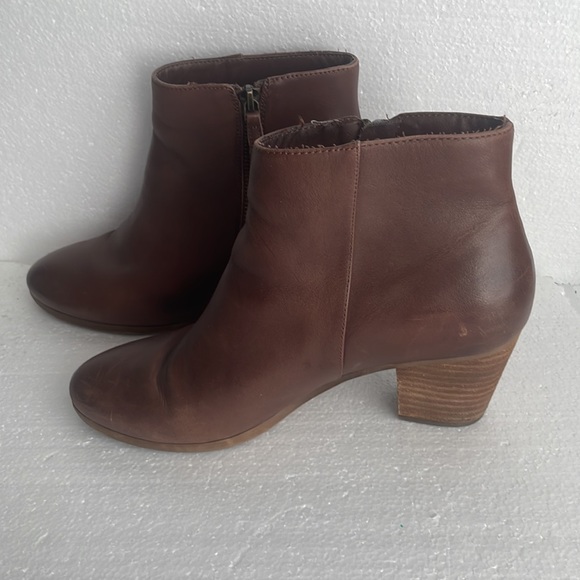 Shoes - ankle boots booties brown leather zipper Cuban chunky heel women’s size 8 M